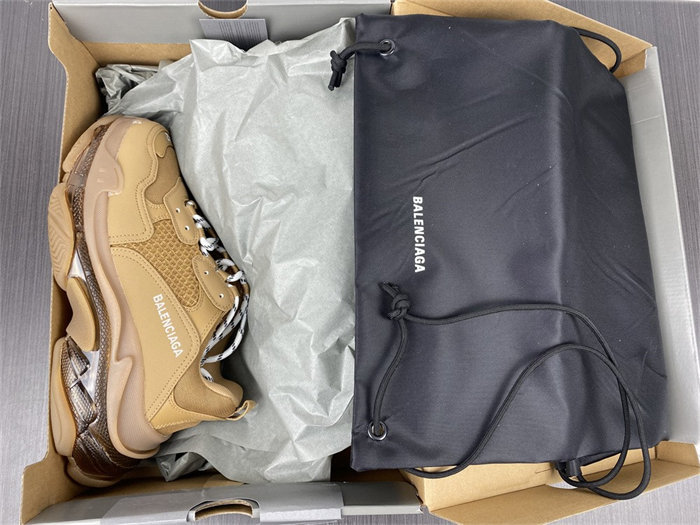 BLCG Triple S Clear Sole Brown  541624 W2GA1 2706