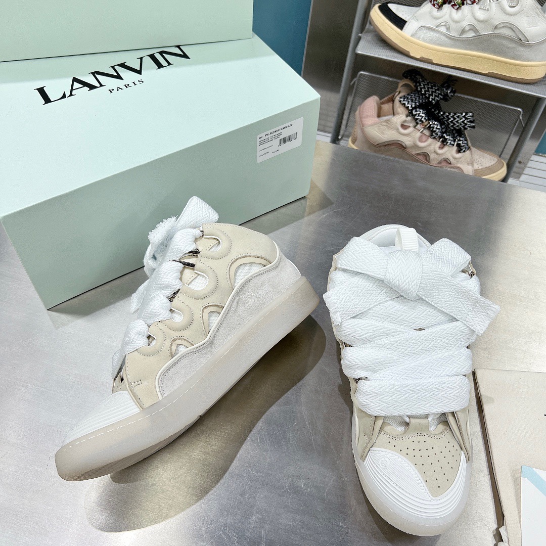 Lanvon Leather Curb 3