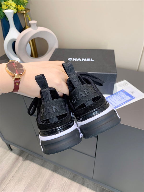Chanal Sneakers