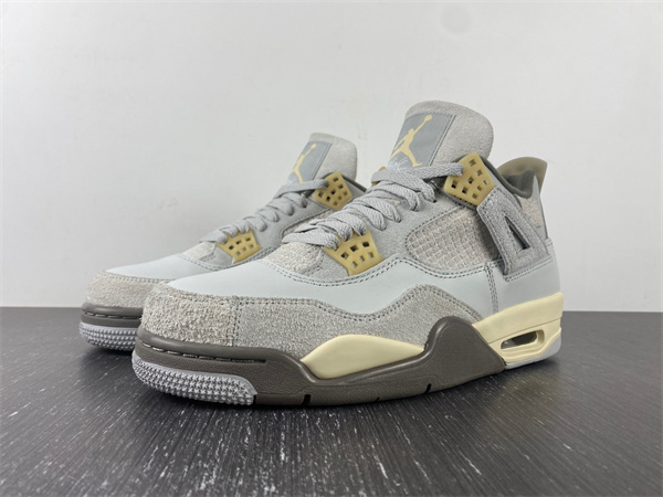 Jordan 4 Retro SE Craft Photon Dust DV3742-021