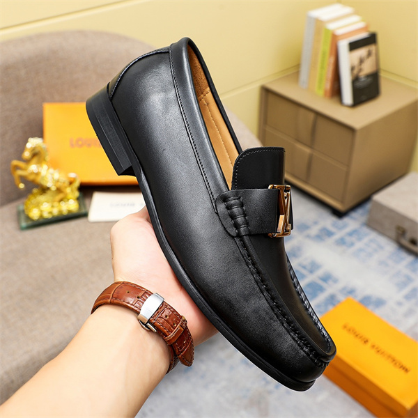 Lv Loafer 014
