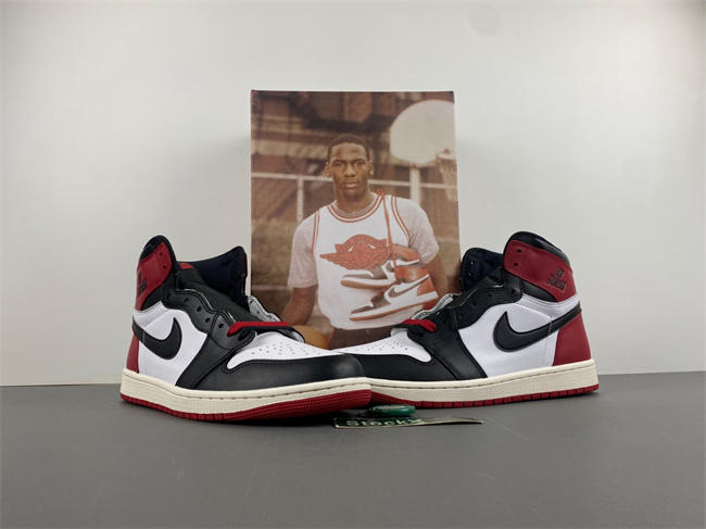 Air Jordan 1 High OG "Black Toe Reimagined" DZ5485-106