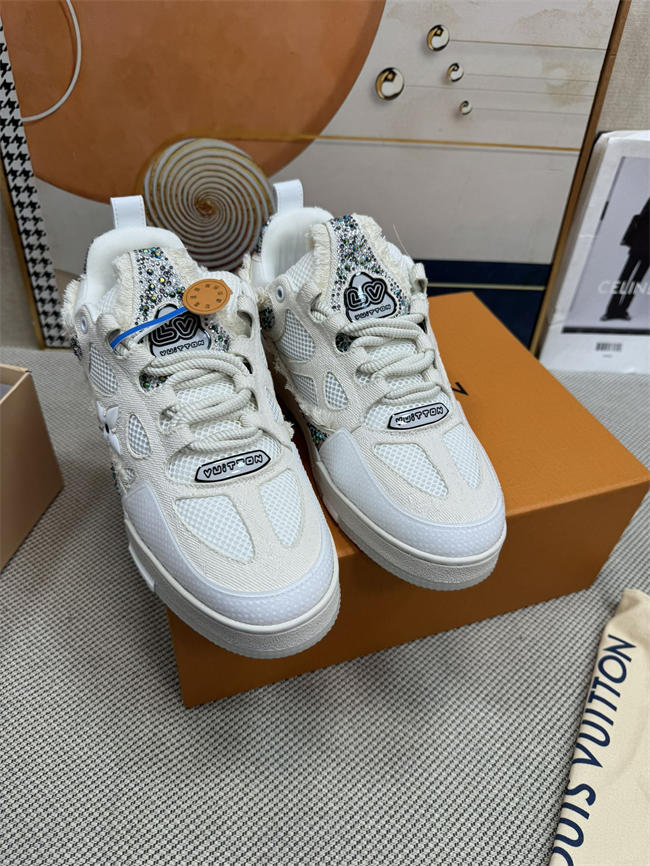 Lv Trainer Sneaker