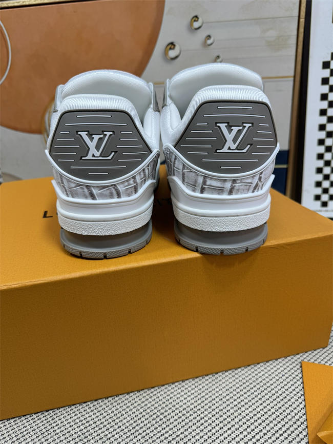 Lv Trainer Sneaker