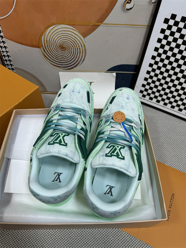 LV Trainer Sneaker