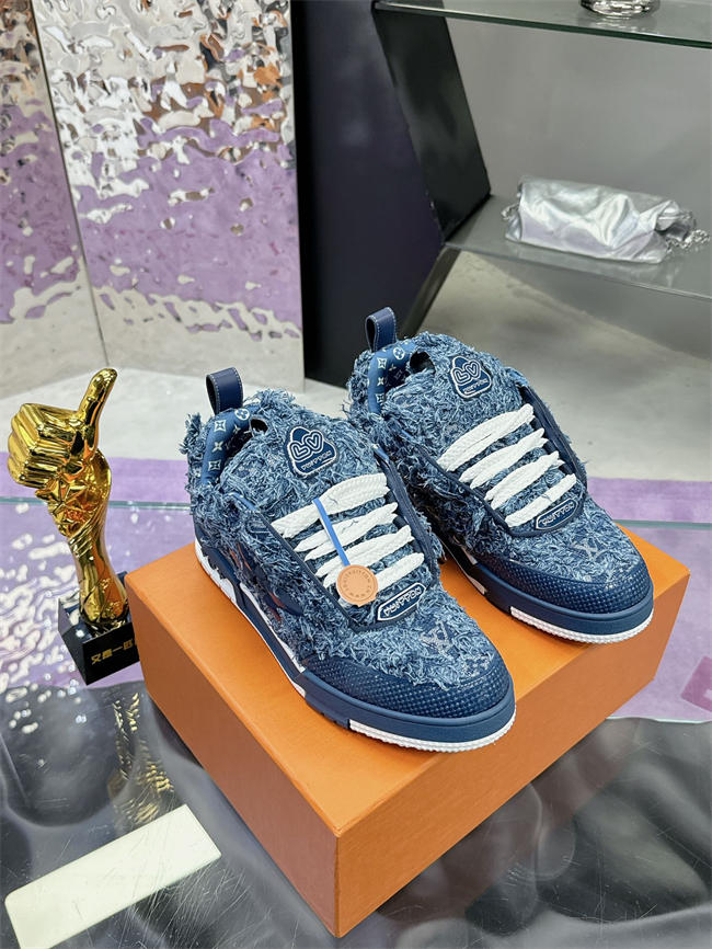 LV Trainer Sneaker