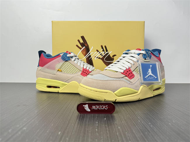 Jordan 4 Retro Union Guava Ice DC9533-800