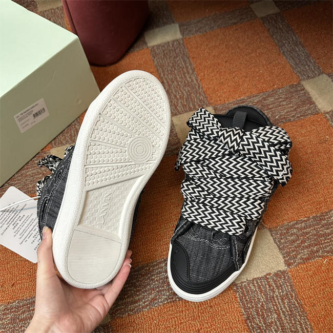 Lanvon Curb Sneaker 83