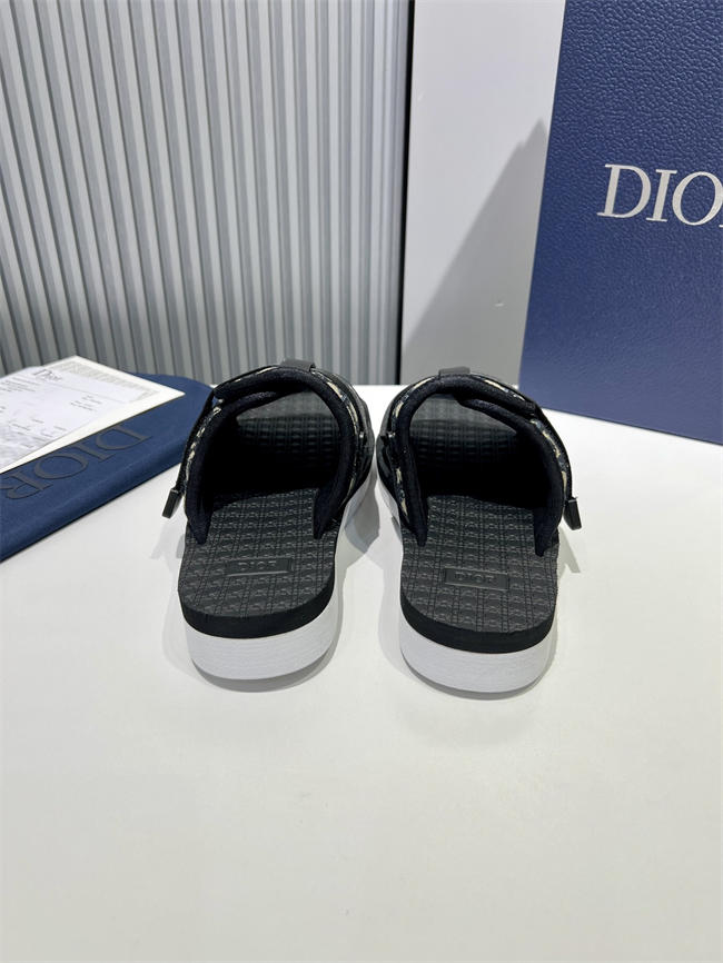 Dio Slipper