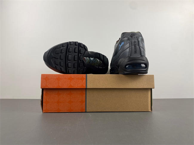 Corteiz x Air Max 95 SP FB2709-002
