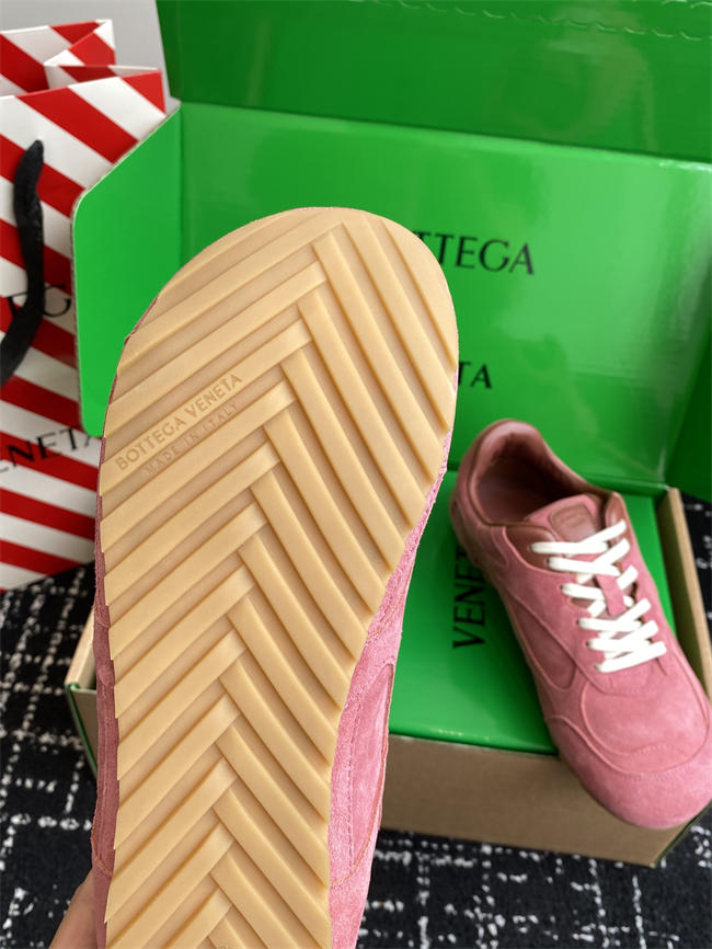 B0tt*ga Ven*ta Sneaker