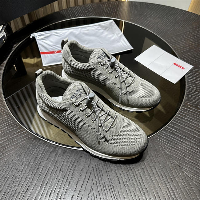 Pra*a Sneaker