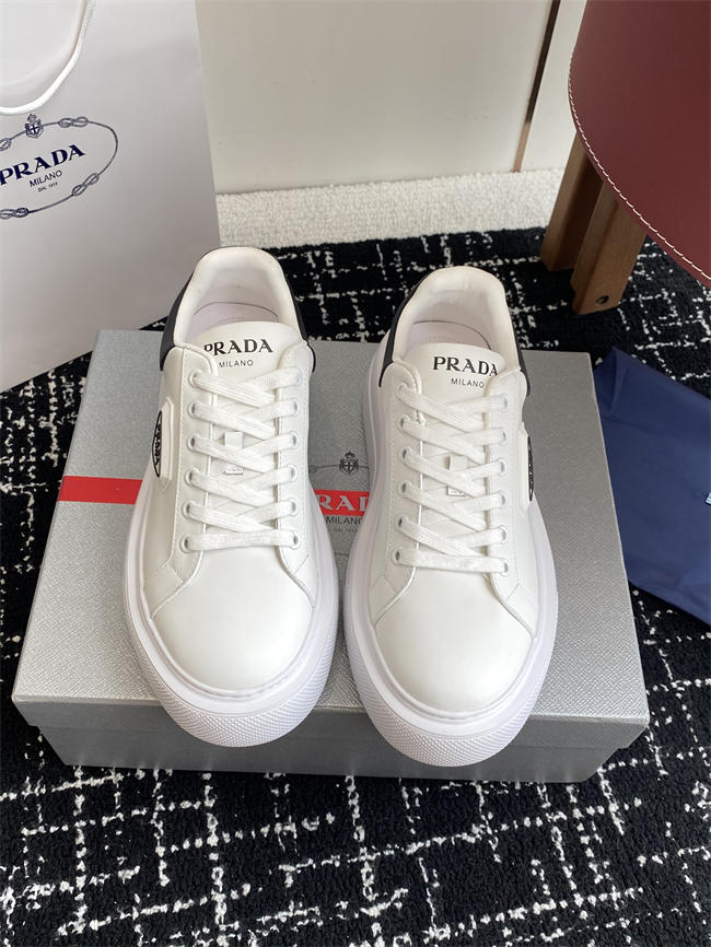 Pra*a Sneaker