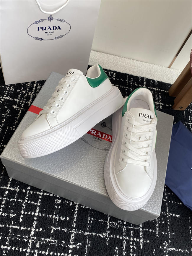 Pra*a Sneaker