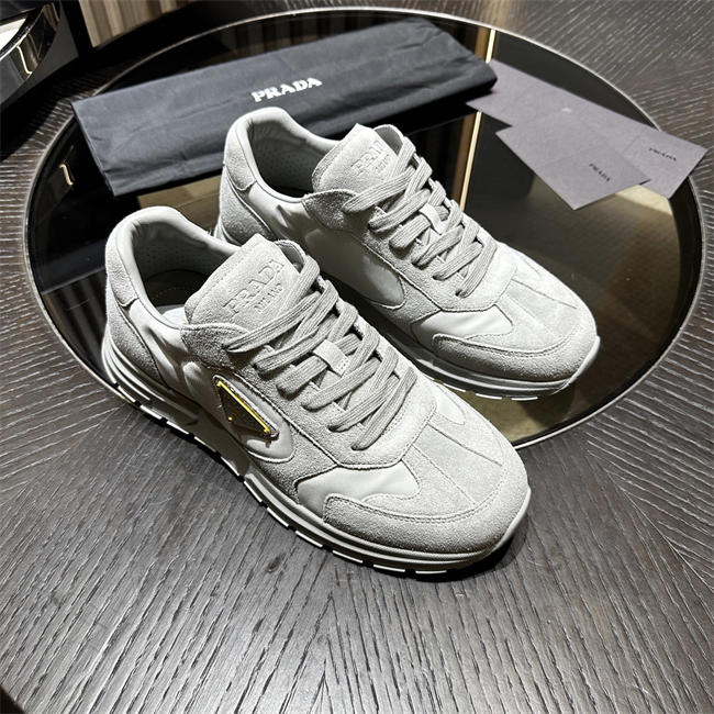 Pra*a Sneaker