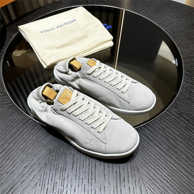 Lv Sneaker