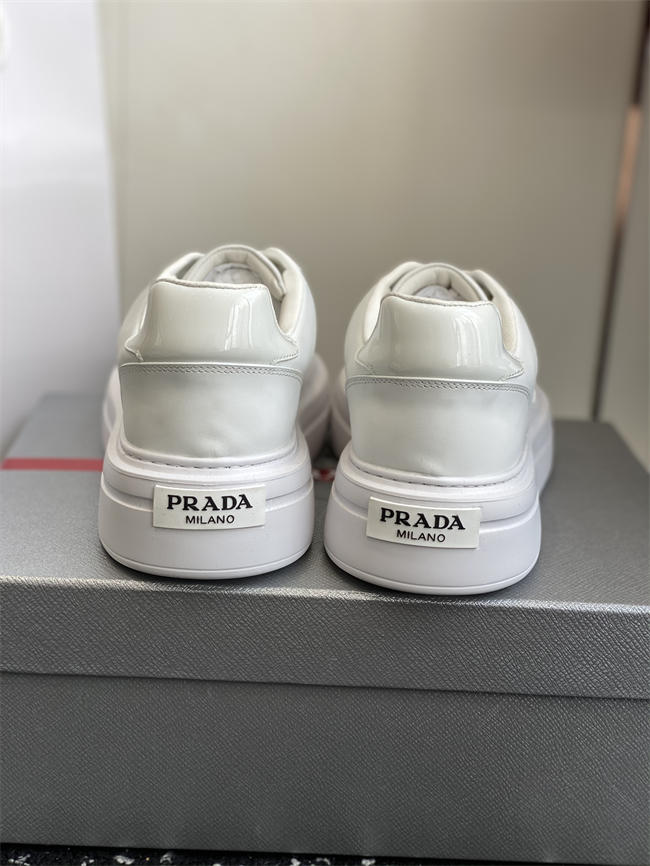 Pra*a Sneaker