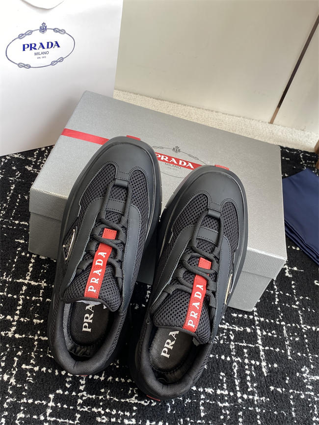 Pra*a Sneaker