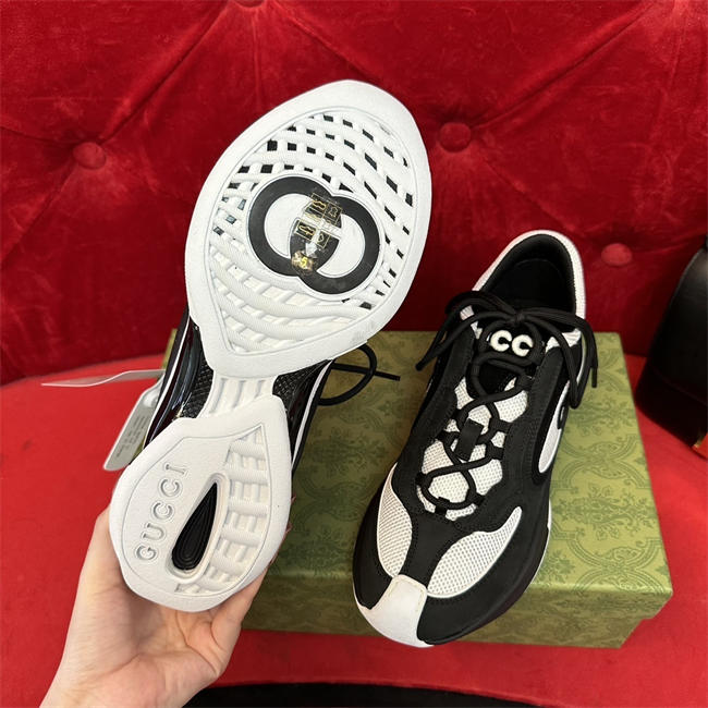 Gvc*1 Sneaker