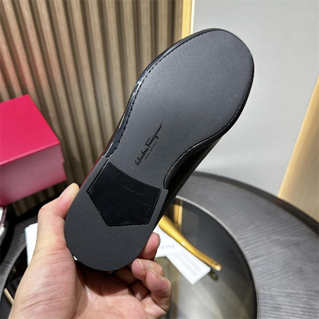 Ferragamo Loafer