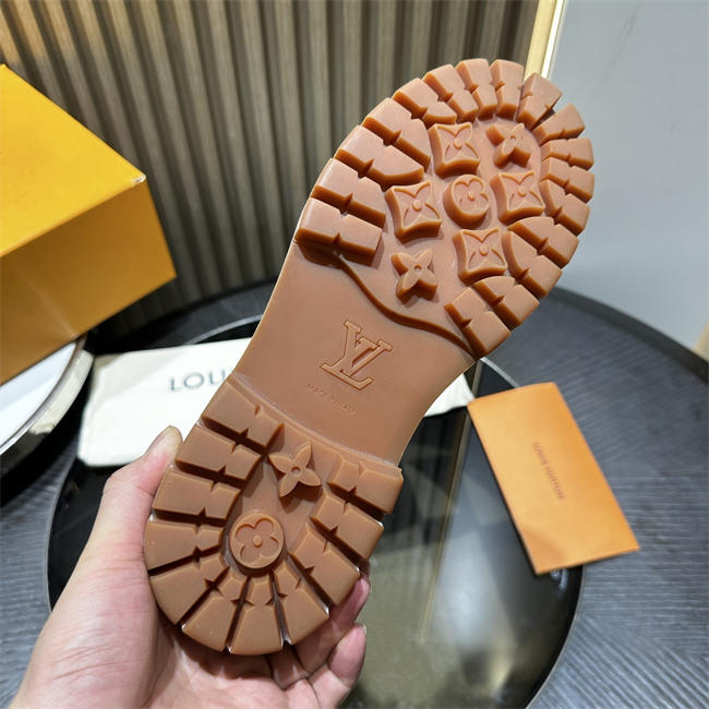 LV Boot