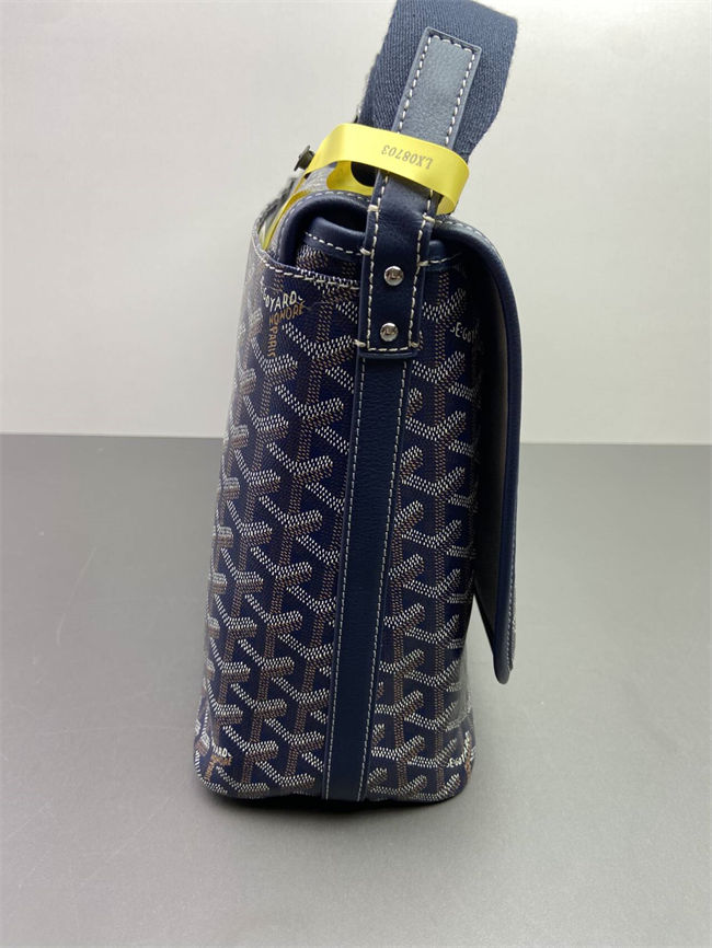 Capetien Messenger Bag