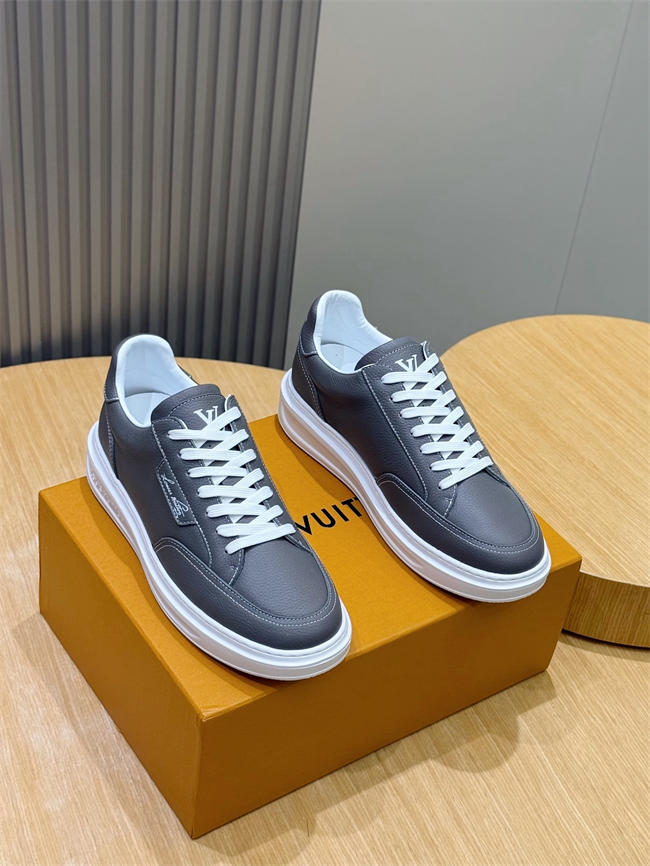 Lv Sneaker