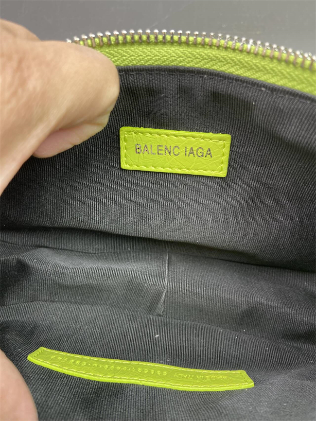 Le Cagole Shoulder Bag Xs