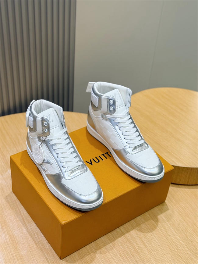 Lv Sneaker