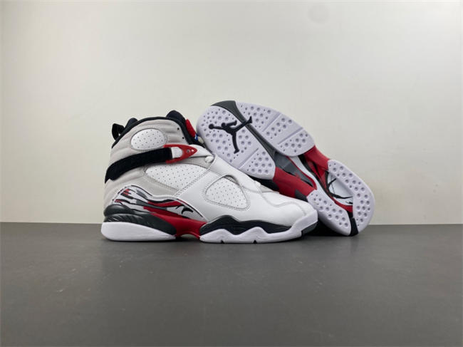 Jordan 8 Retro Bugs Bunny (2025) 305381-100
