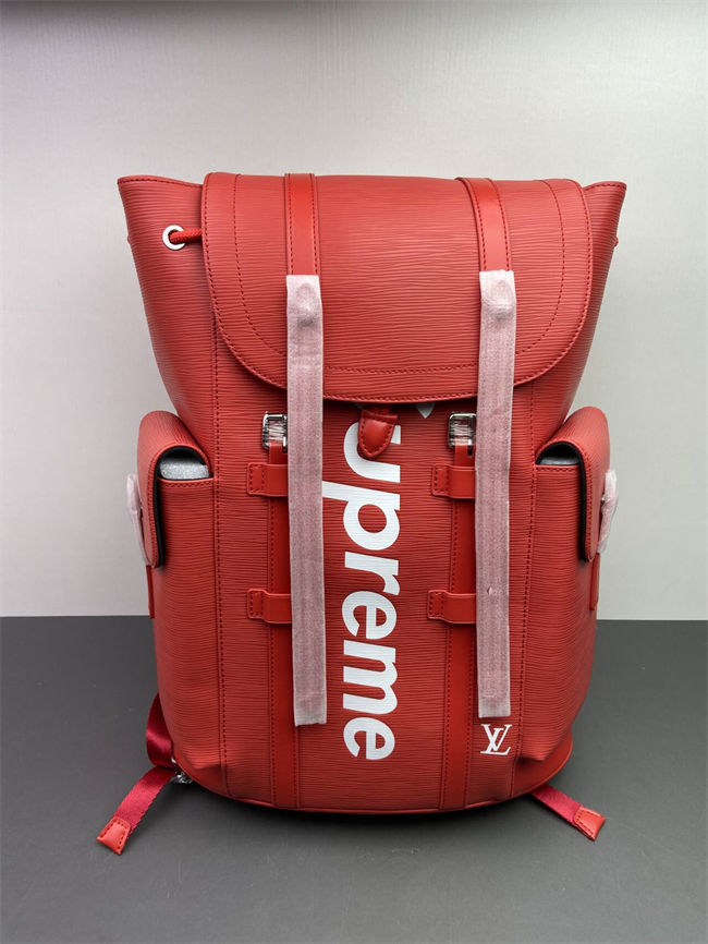 lv Svp*me backpack