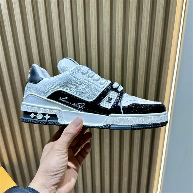 LV Trainer Sneaker