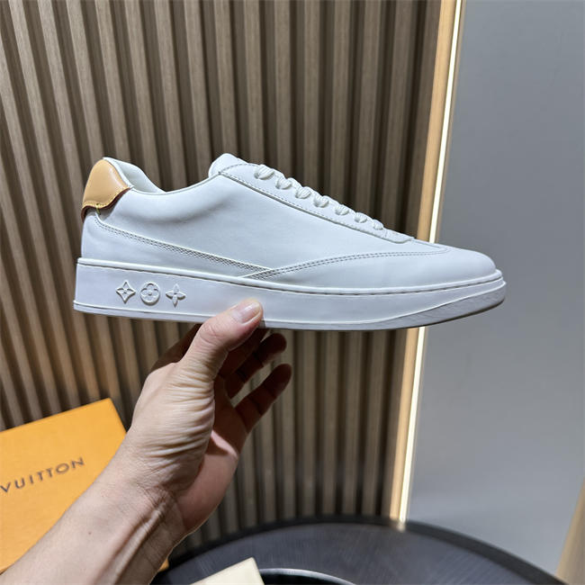 Lv Sneaker