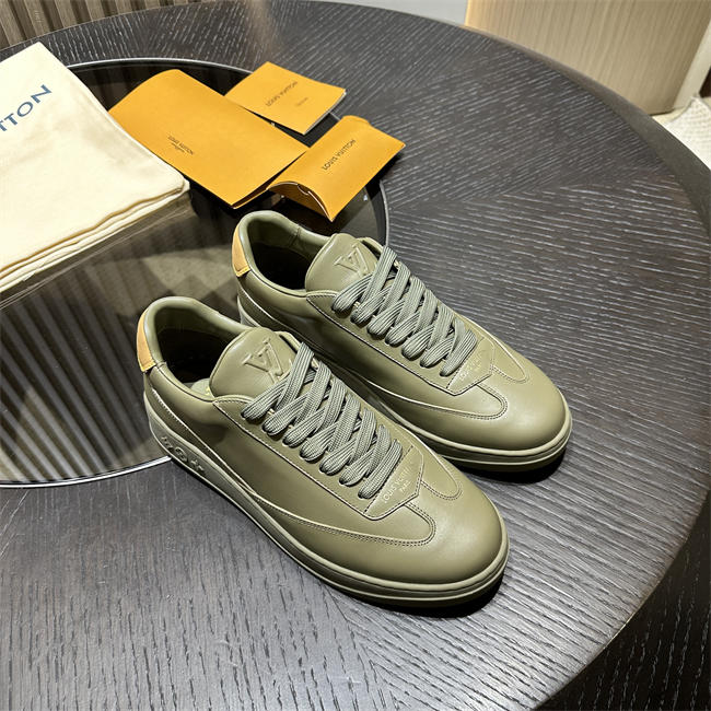 Lv Sneaker