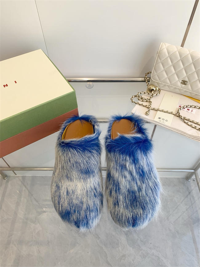 Ma*n1 Slipper