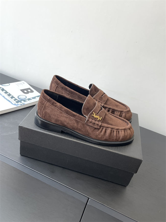 Y51 Loafer 009