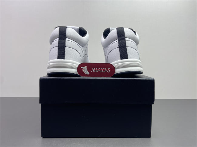 Chanal Sneakers