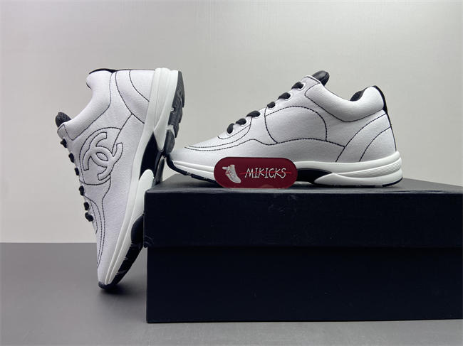 Chanal Sneakers