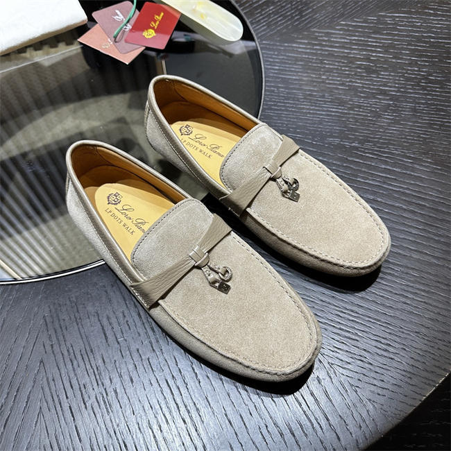 L0r0 P1ana Loafer