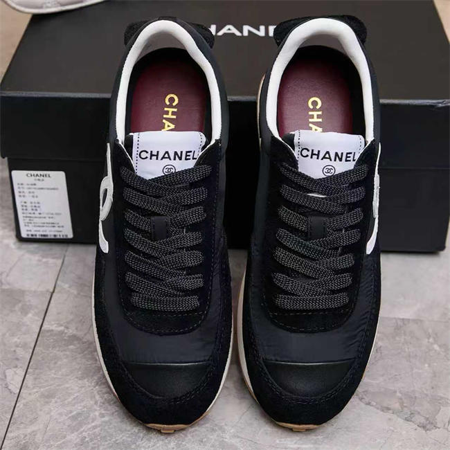 Chanal Sneakers