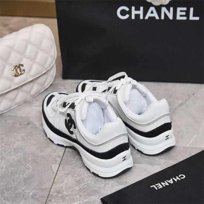 Chanal Sneakers