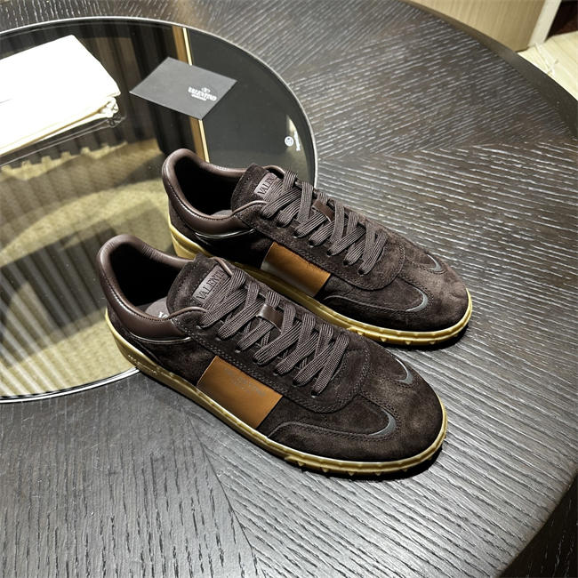 Va1e*ntin0 Sneakers