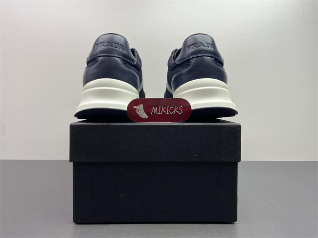 Pra*a Sneaker