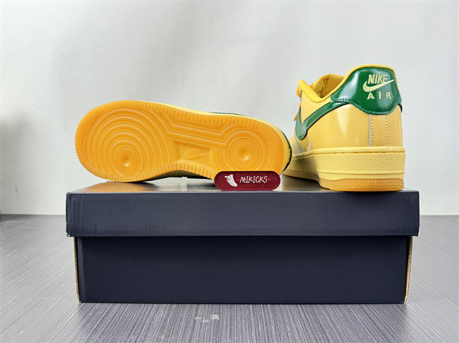 Nike Air Force 1 Low Patent Leather Topaz Gold Pine Green IO4489-700