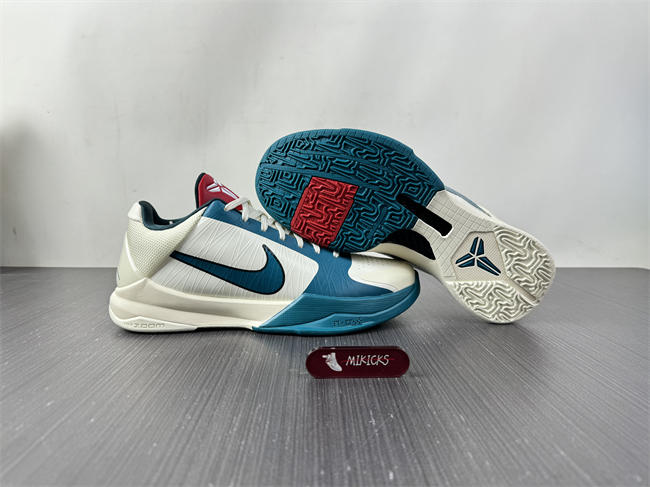 Caitlin Clark x Nike Kobe 5 Protro IZ1852-100