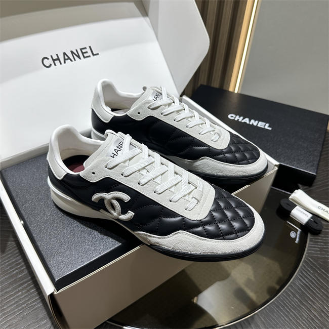Chanal Sneakers