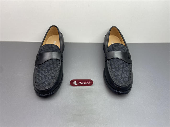 D10r Loafer