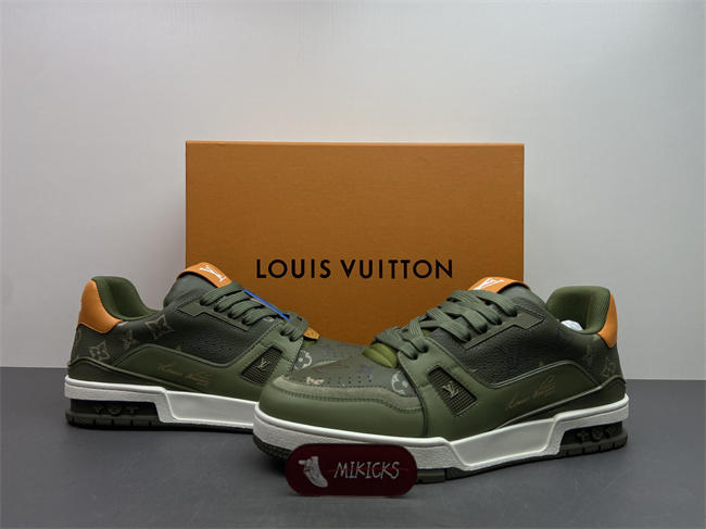 LV Trainer Sneaker