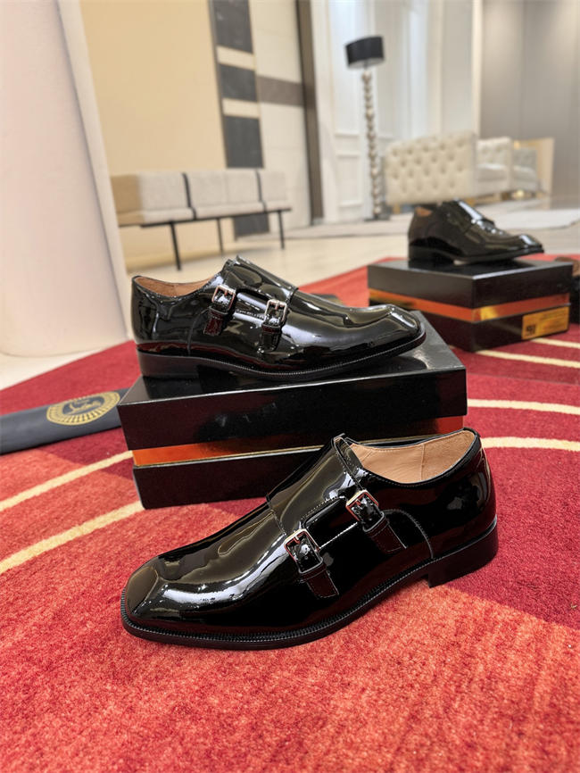 CL Loafer