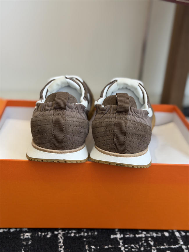 HER MES Sneaker